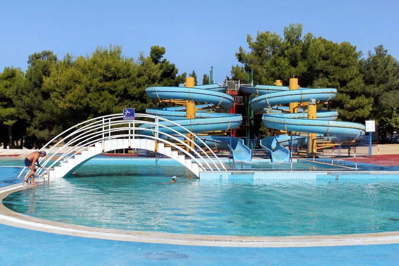 Apartments With Wifi Rovinj - 9702