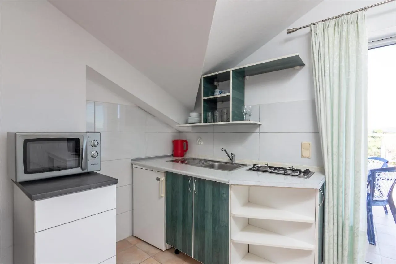 Apartments With Wifi Rovinj - 9702
